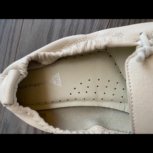 Hush Puppies Cream Leather Slip-on Loafers Size 10 - Picture 3 of 7